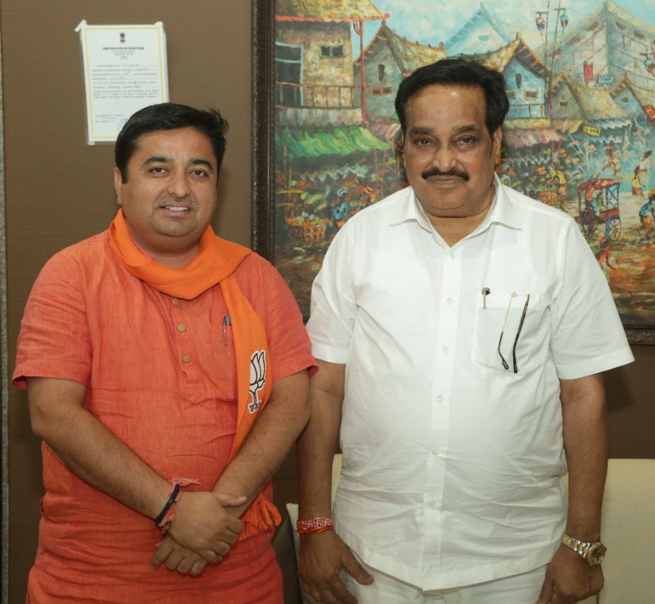 गुजरात भारतीय जनता पार्टी के प्रदेश अध्यक्ष एवं केंद्रीय मंत्री श्री <a href="/CRPaatil/">C R Paatil</a> जी को जन्मदिवस पर हार्दिक शुभकामनाएं।

ईश्वर से आपके उत्तम स्वास्थ्य एवं दीर्घायु जीवन की कामना करता हूं।