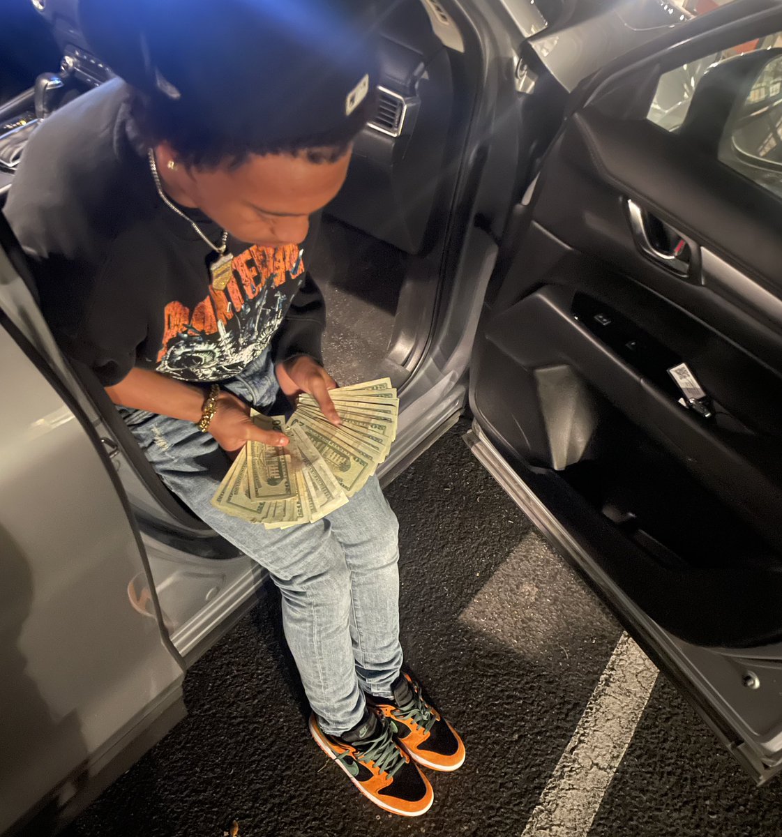 Blitz4es's tweet photo. Wish me 1+ 03/14💰 https://t.co/M1x2iCtn94