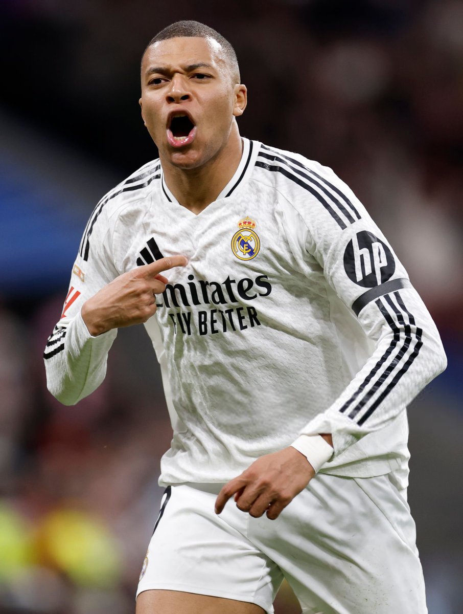 Corner90_'s tweet photo. بداية الشوط الثاني

ريال مدريد 2-1 فياريال 

مبابي 13" | 23"

خوان فويث 7" https://t.co/aiD67KsqKM