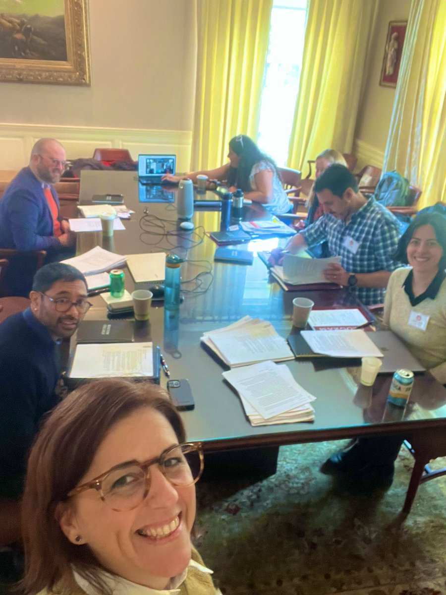 Borderlands Workshop at Boston College, sharing my work on indigenous territorialities and sovereignty for our book project. So inspiring to discuss research on the Amazon and Patagonia with such incredible colleagues. Huge thanks to Ángeles Picone for organizing!