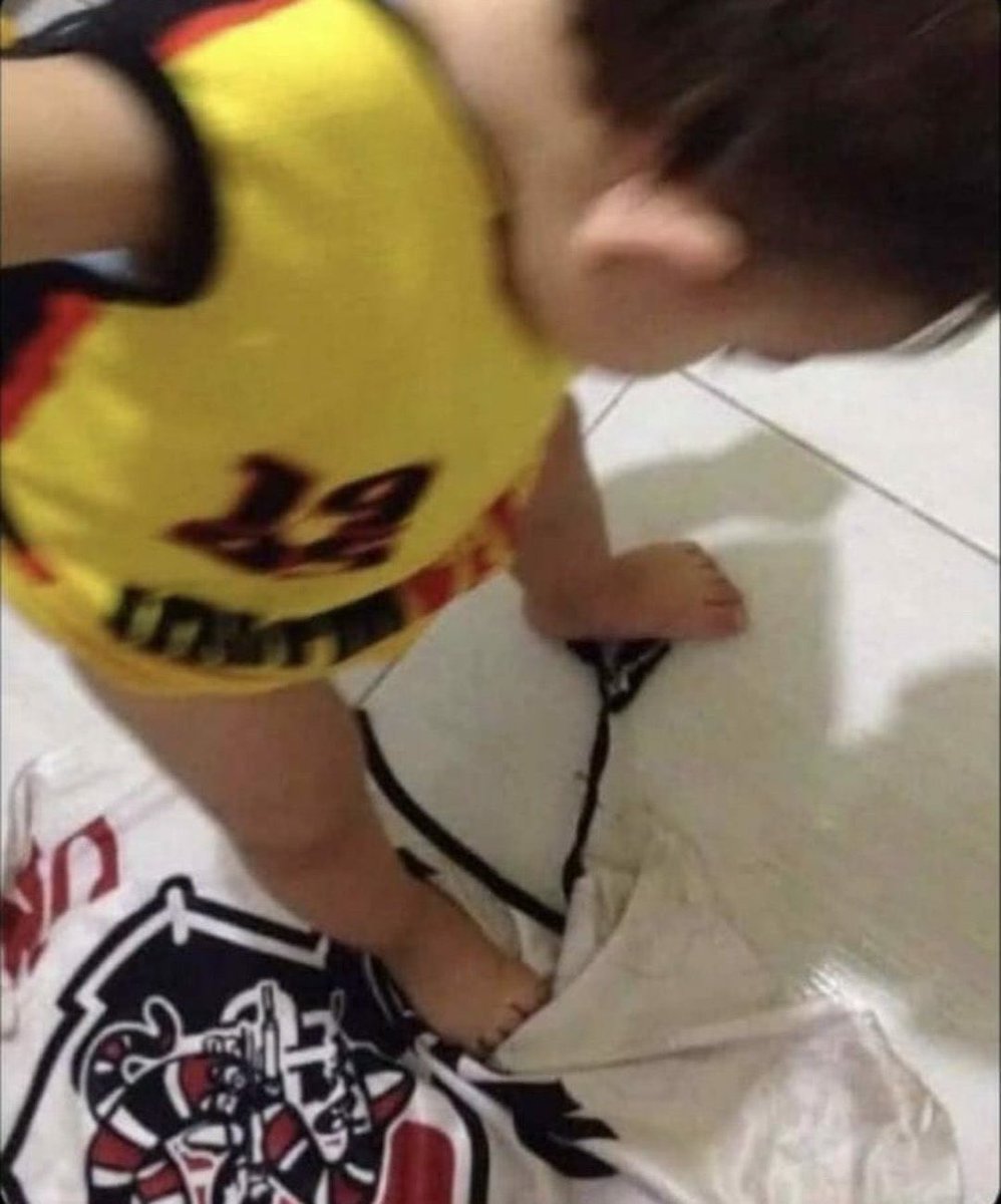 legadaoscr's tweet image. EU FICO COM A PUREZA DAS CRIANÇAS!