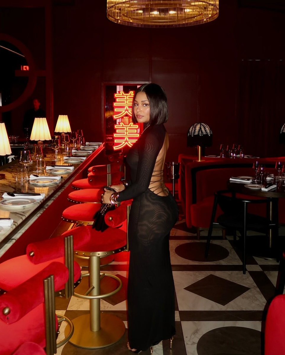 FashionNova's tweet photo. Saturday Night Out ❤️‍🔥 https://t.co/TPQ7pmqyaj