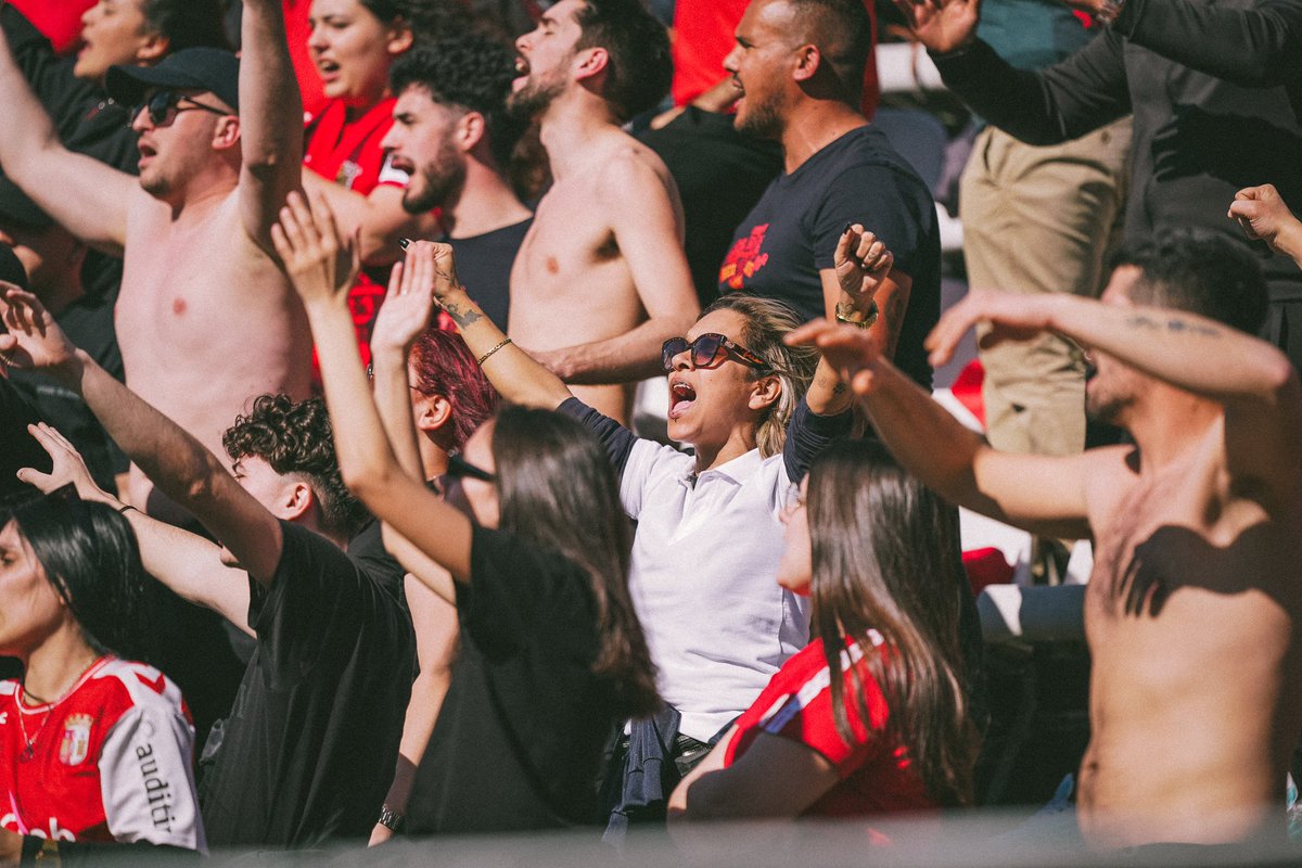 SCBragaOficial's tweet photo. Dão-nos vida a cada segundo.

#PorMais https://t.co/8jCJgdpMDZ