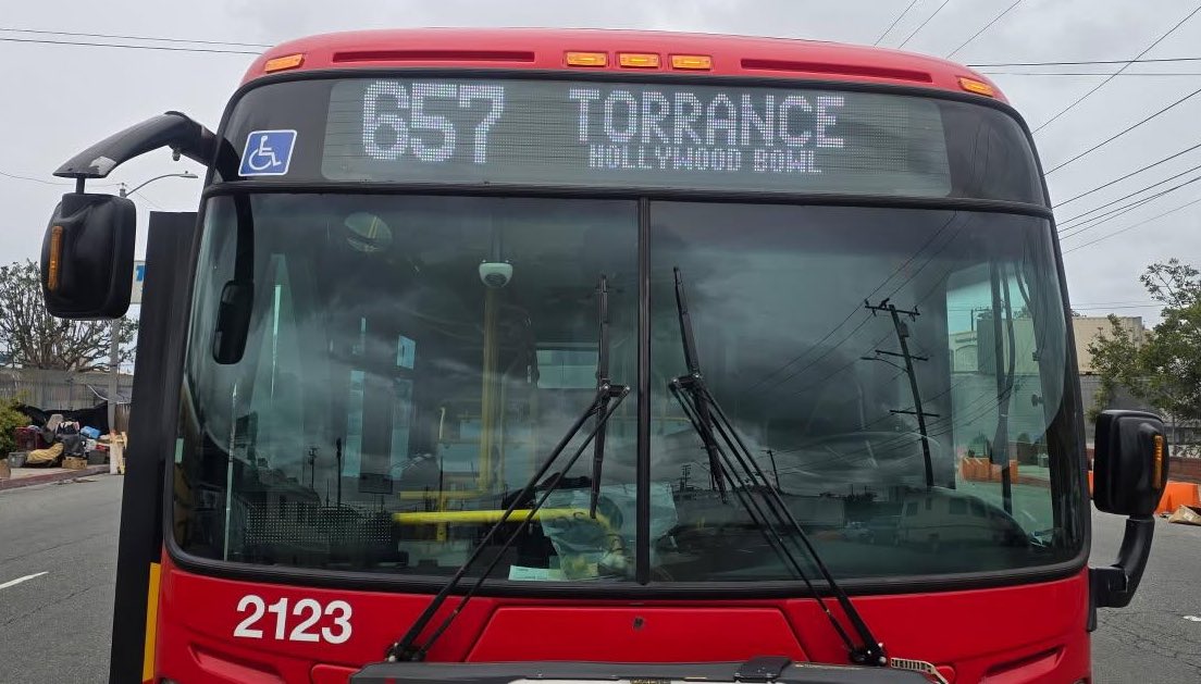 getjer's tweet image. It’s also the first bus in the fleet with the Luminator Titan front destination sign.