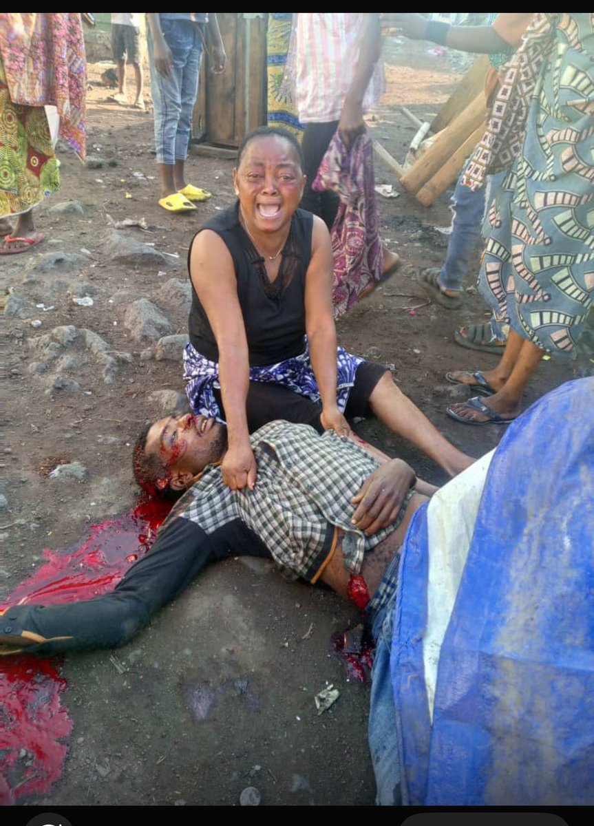 kamba82's tweet photo. Goma : Cette image tragique témoigne des atrocités qui se déroulent à Goma, où les populations civiles subissent quotidiennement la terreur imposée par l’armée sanguinaire de @PaulKagame . Ce jeune homme, gisant dans une mare de sang, illustre le sort de nombreuses victimes innocentes, massacrées dans l’indifférence générale.
Chaque jour, des crimes effroyables sont commis : exécutions sommaires, viols, pillages, déplacements forcés… La population de Goma et de l’est de la RDC endure une souffrance indescriptible sous l’inaction complice de la communauté internationale.
Il est temps d’exiger des sanctions fermes contre les responsables et de mettre fin à cette barbarie. Goma ne doit pas être un cimetière à ciel ouvert sous le regard impassible du monde. Justice pour les victimes !
@@realDonaldTrump @SecRubio  @hrw @CourPenaleInt @KarimKhanQC @UN  @EmmanuelMacron @Elysee