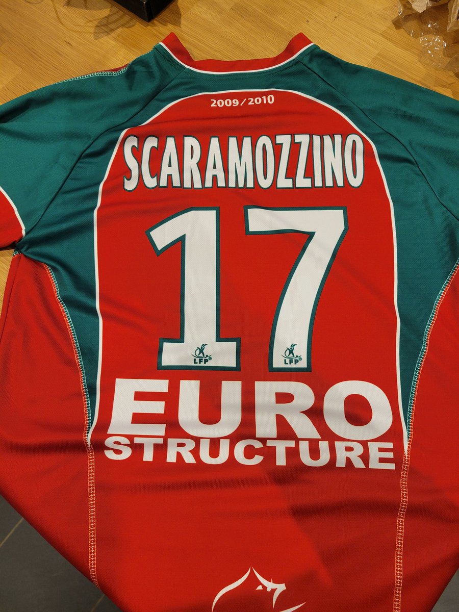 tbignaud's tweet image. Jolie petite acquisition 💚❤️
#AllezSedan #CSSA @ScaramozzinoA