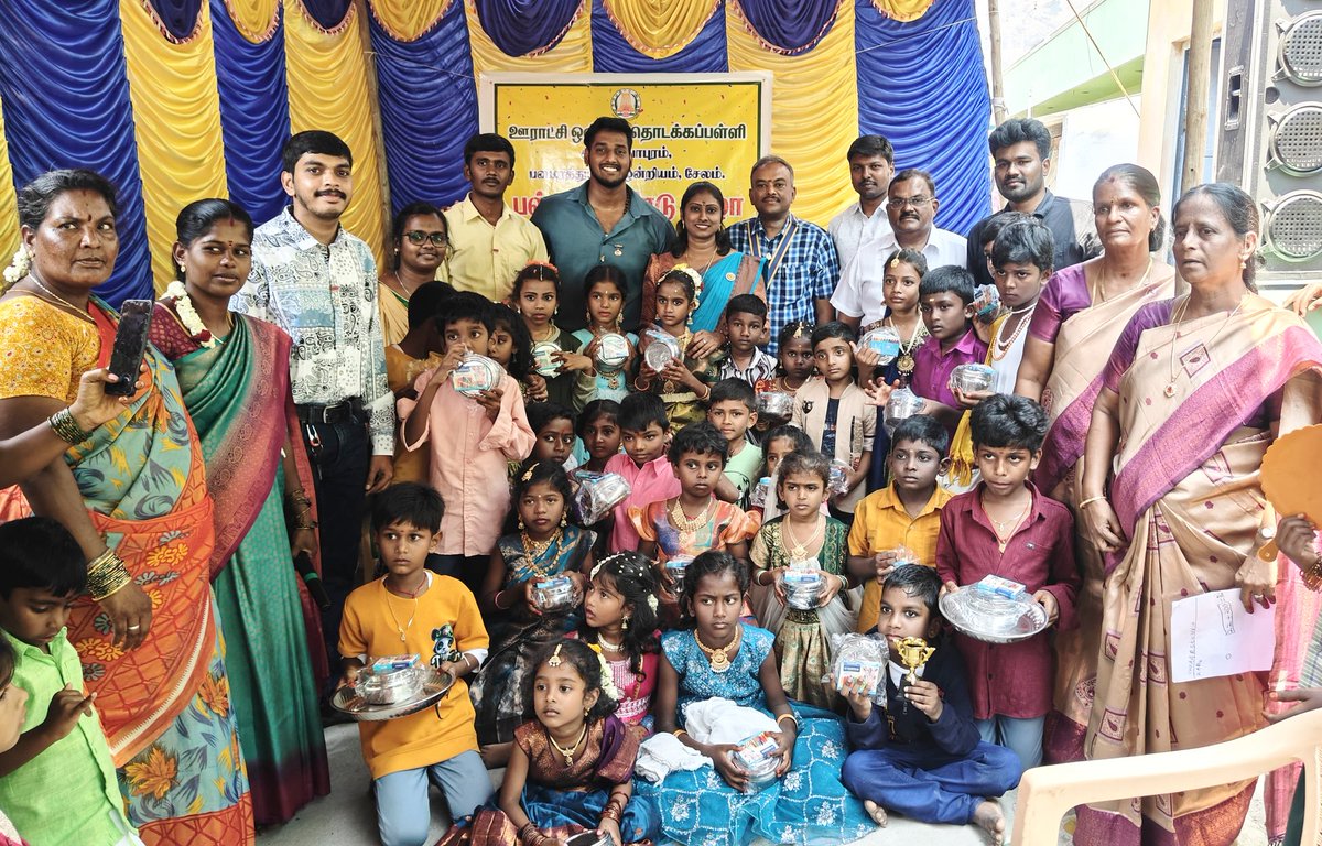 SindhuvalliC's tweet photo. இன்று #சேலம் #குகை #ரோட்டரி சங்கம், #ROTRACT ( ROYALS) சார்பாக, #சின்னையாபுரம் ஊராட்சி ஒன்றிய #தொடக்கப்பள்ளி ஆண்டு (2024-2025) விழாவில், கலந்துகொண்டு, அவர்களுக்கு #கல்வி #உபகரணங்கள் கொடுத்து சிறப்பித்து மகிழ்ந்தோம்.!🎉💐🙏
@Rotary @IndiaToday https://t.co/iIPGNtwD2z