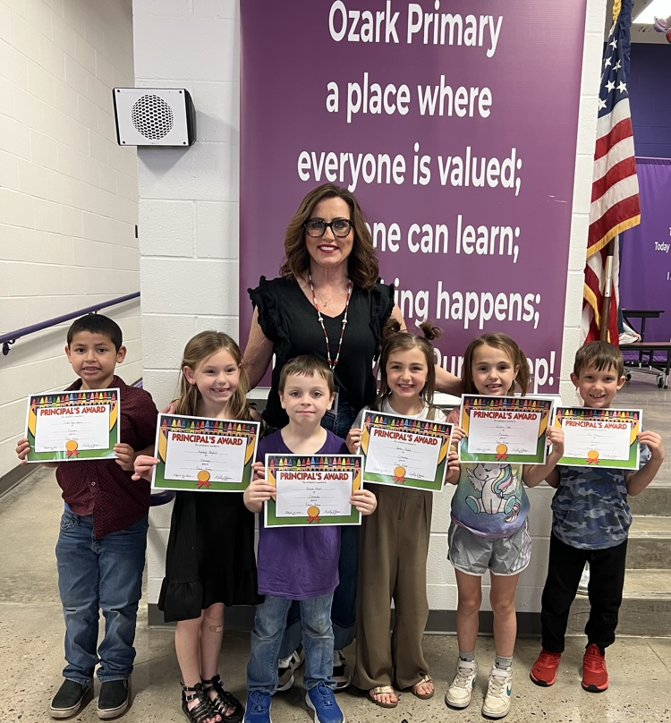 1st grade Principal's Pride Citizenship award recipients for February/March. #HPRD
