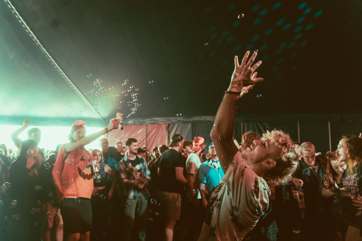 C_Shoots_Shows's tweet photo. Festival season is coming up and in currently looking to book some work for over the summer! So if you need a photographer for an upcoming festival set (or just general shows) get in touch !! https://t.co/eD8MJDJtbu