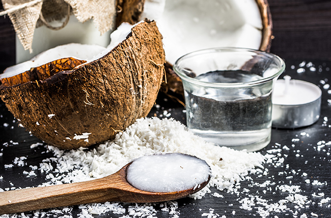 PropositoyVida's tweet photo. La última mentira de los medios...

"Estos alimentos son veneno".

Pero en realidad son superalimentos.

Aquí tienes 9 que deberías consumir a diario:

1. Aceite de coco. https://t.co/ROgeKWEM2e