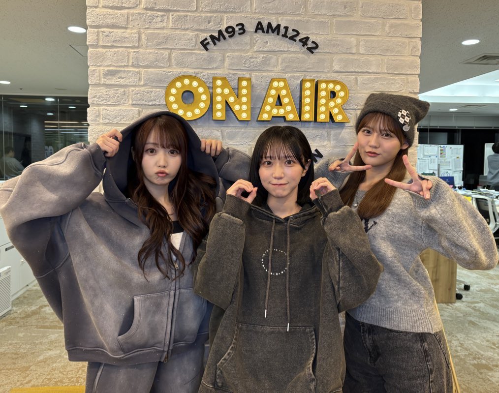 💘#イコラブ #野口衣織 ちゃん着用 □ ADRER Linestone retro heavy