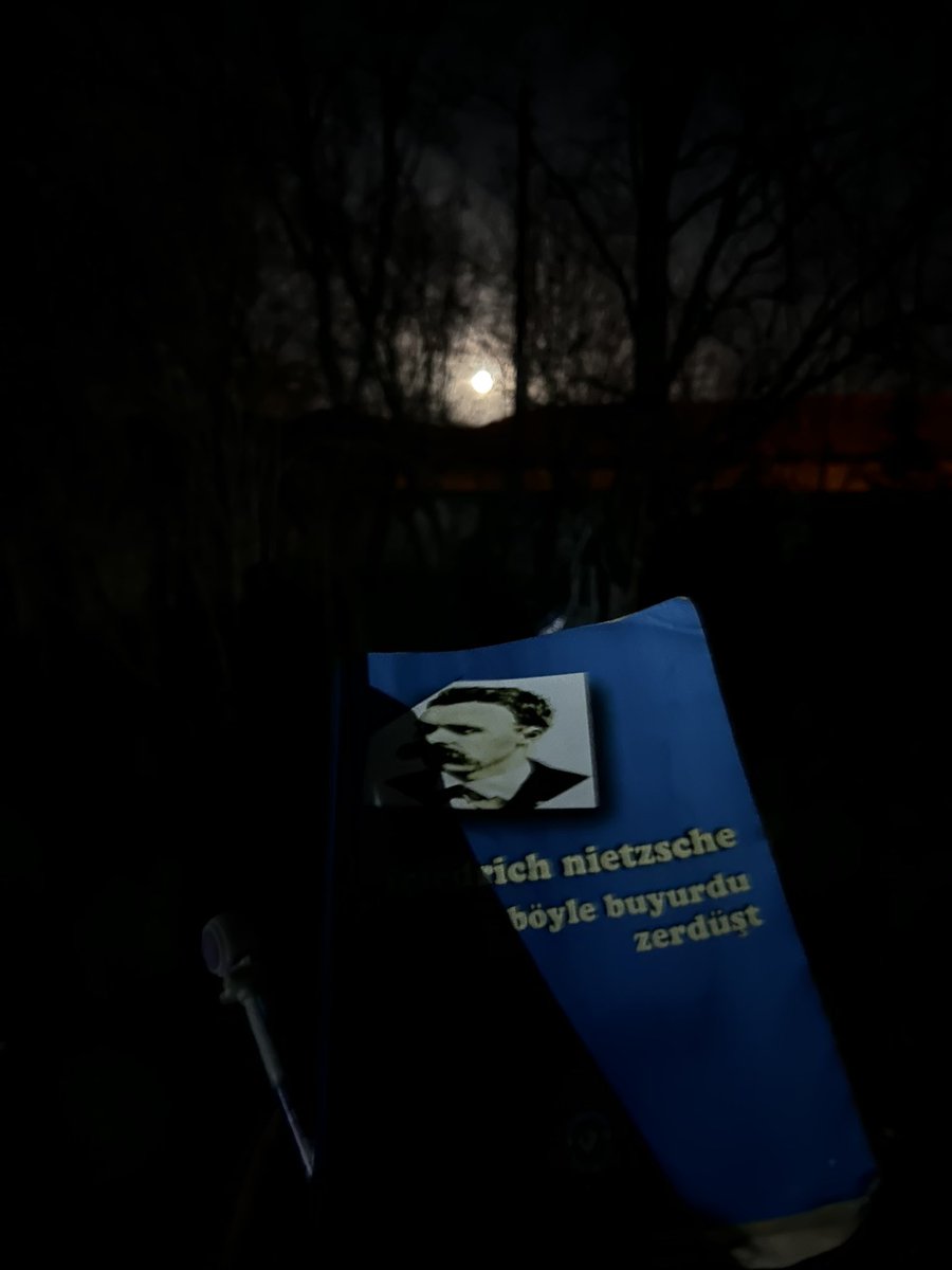 melodik_hece's tweet photo. 🌑 https://t.co/58FtRxLn7y