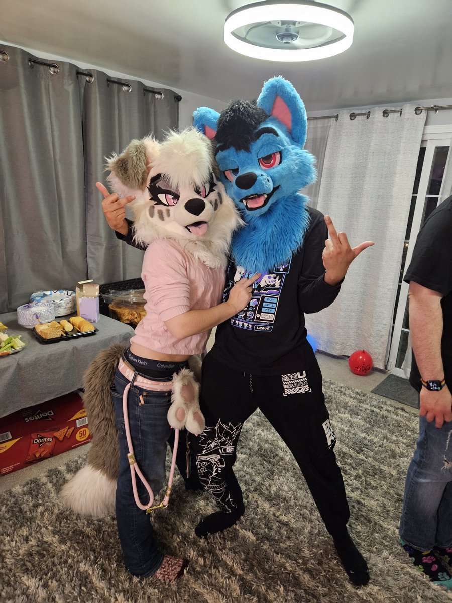 🖕🏽🥴🖕🏽 fuck it