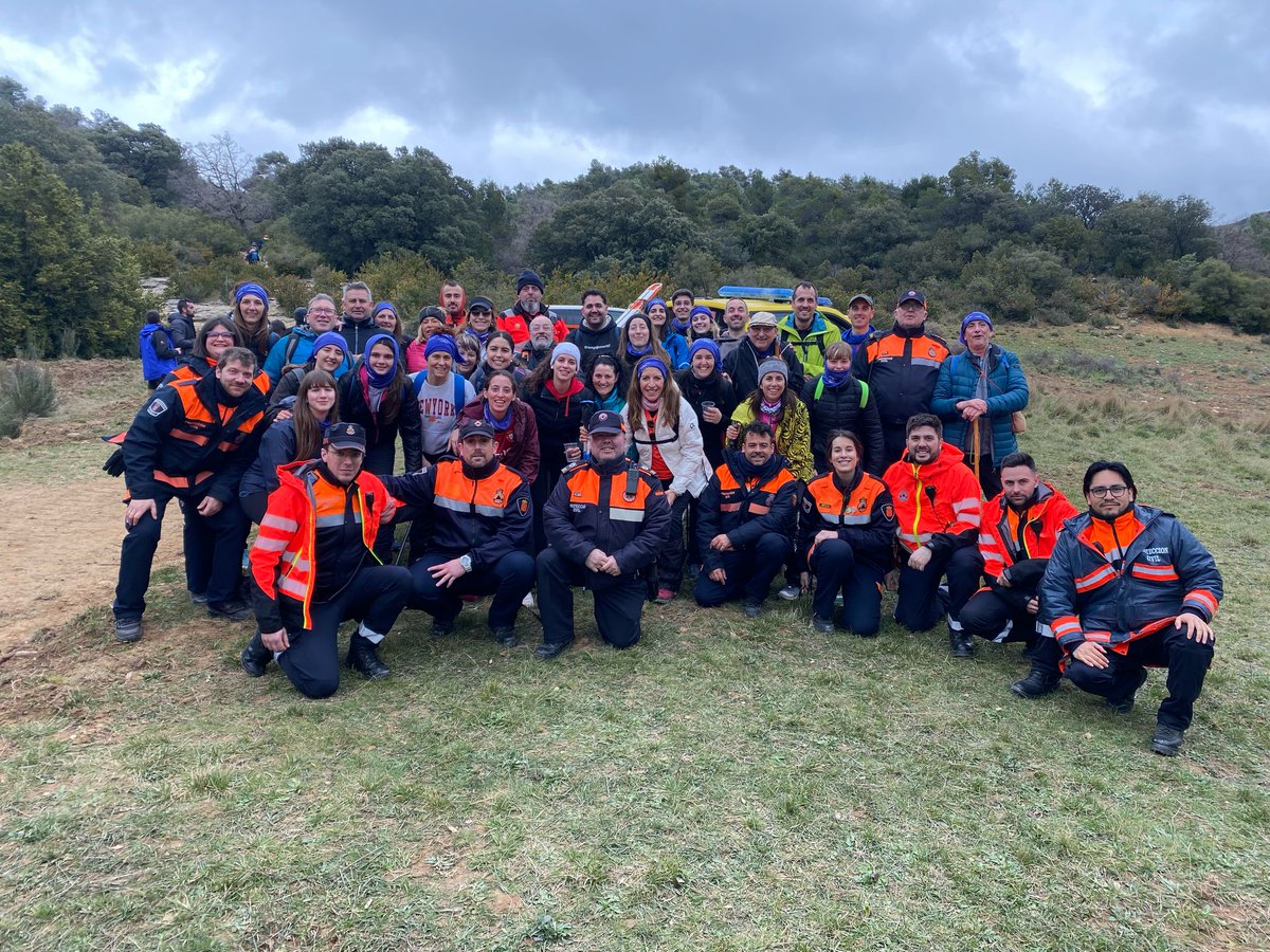 <a href="/pctudela/">Pablo</a> a los que le queremos agradecer la gran hospitalidad, el compañerismo y el reencuentro de compañer@s que hacía años que no nos veíamos.
<a href="/ajuntamentVDV/">Ajuntament de Vilanova del Vallès</a>
<a href="/roser_colome/">Roser Colomé Soler 🟢⚪️🟡</a>
<a href="/Coordinadora_AV/">Coordinadora AVPC-Catalunya</a>
<a href="/proteccioncivil/">Protección Civil</a>
#proteccioncivil
#javieradas2025 #juntosmejor #lasprotescuentan