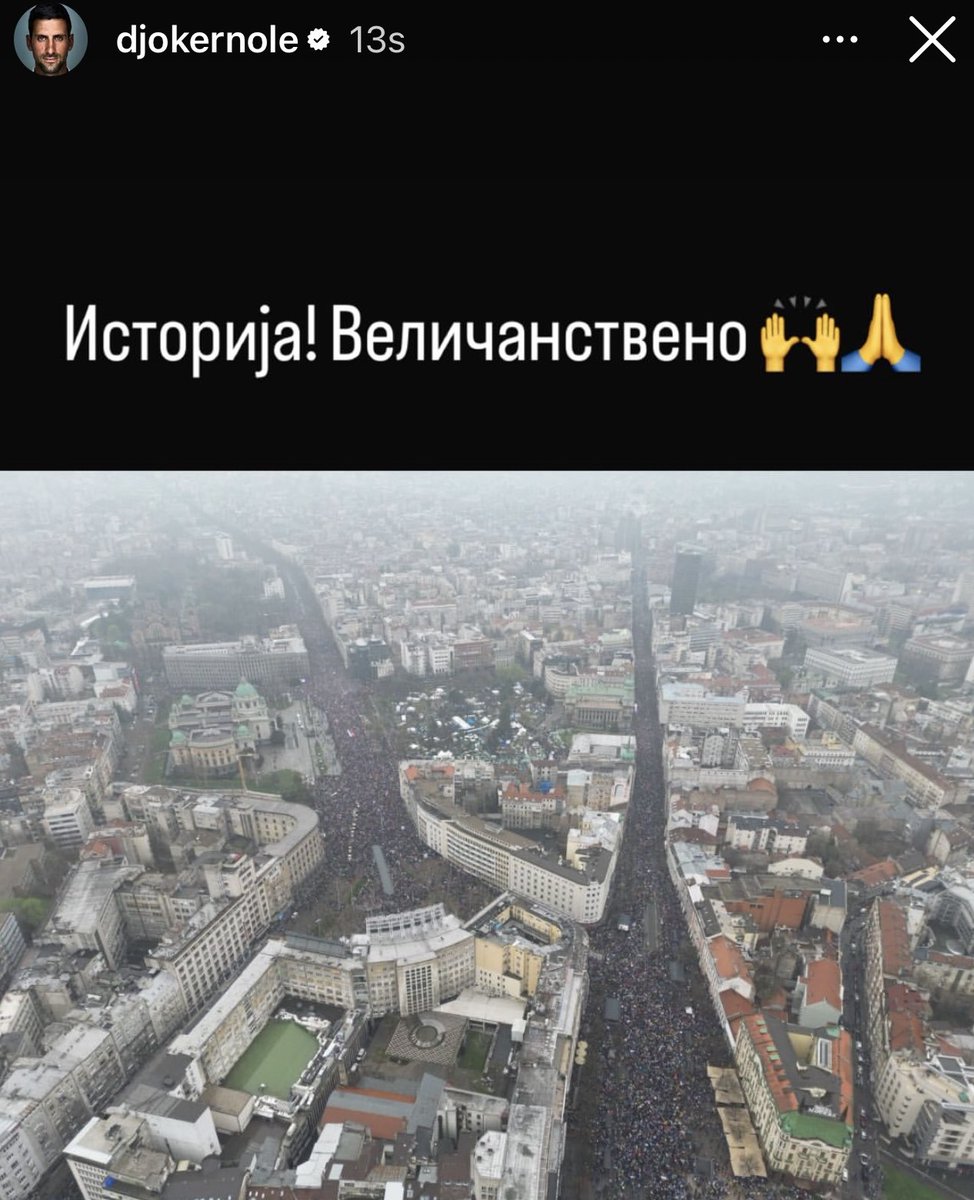 Novak Djokovic shows his support for the student protests in Belgrade 🇷🇸: 

"History! Magnificant. 🙌🏻🙏🏻"