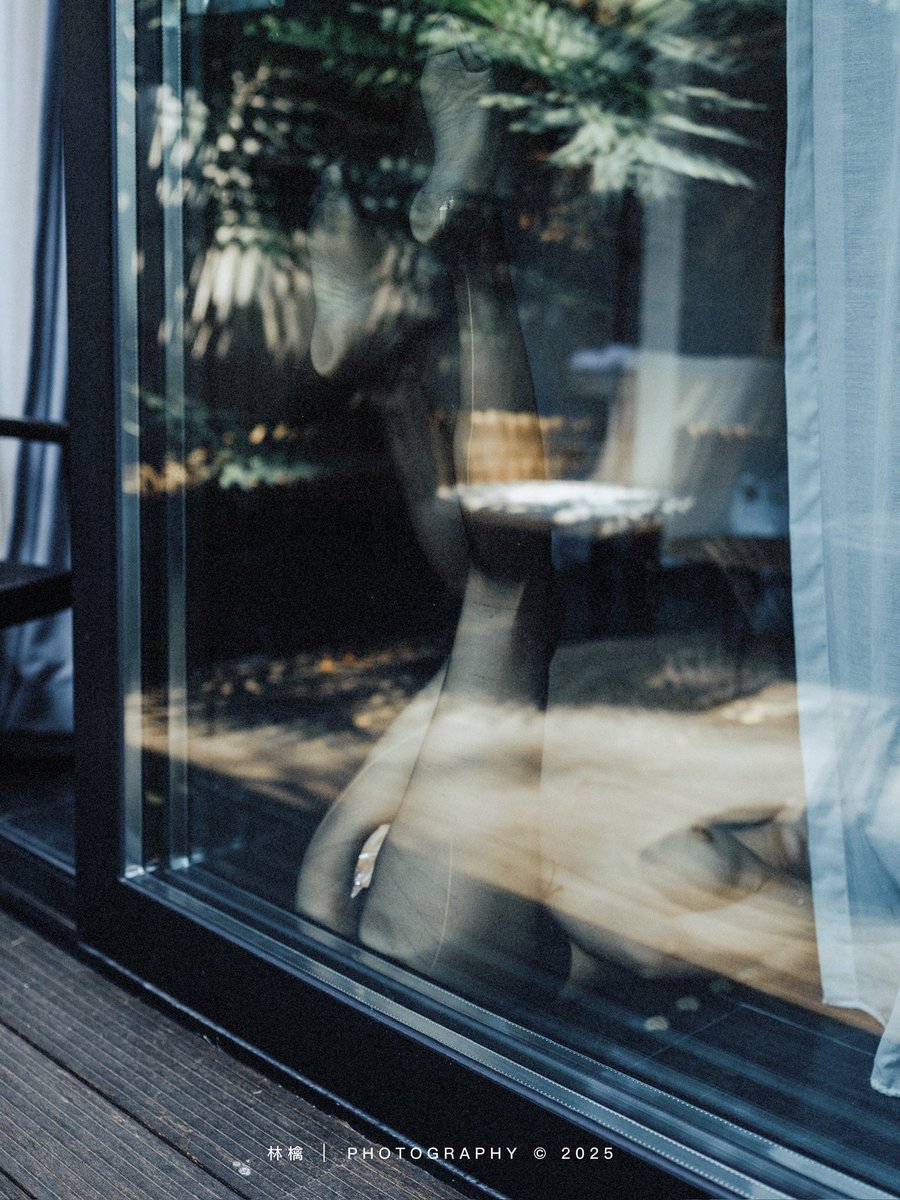 致敬一个很厉害的大佬 大佬叫什么我忘了 我只是觉得他这张片很牛逼而我有限的条件又正好能拍 我就照着拍了