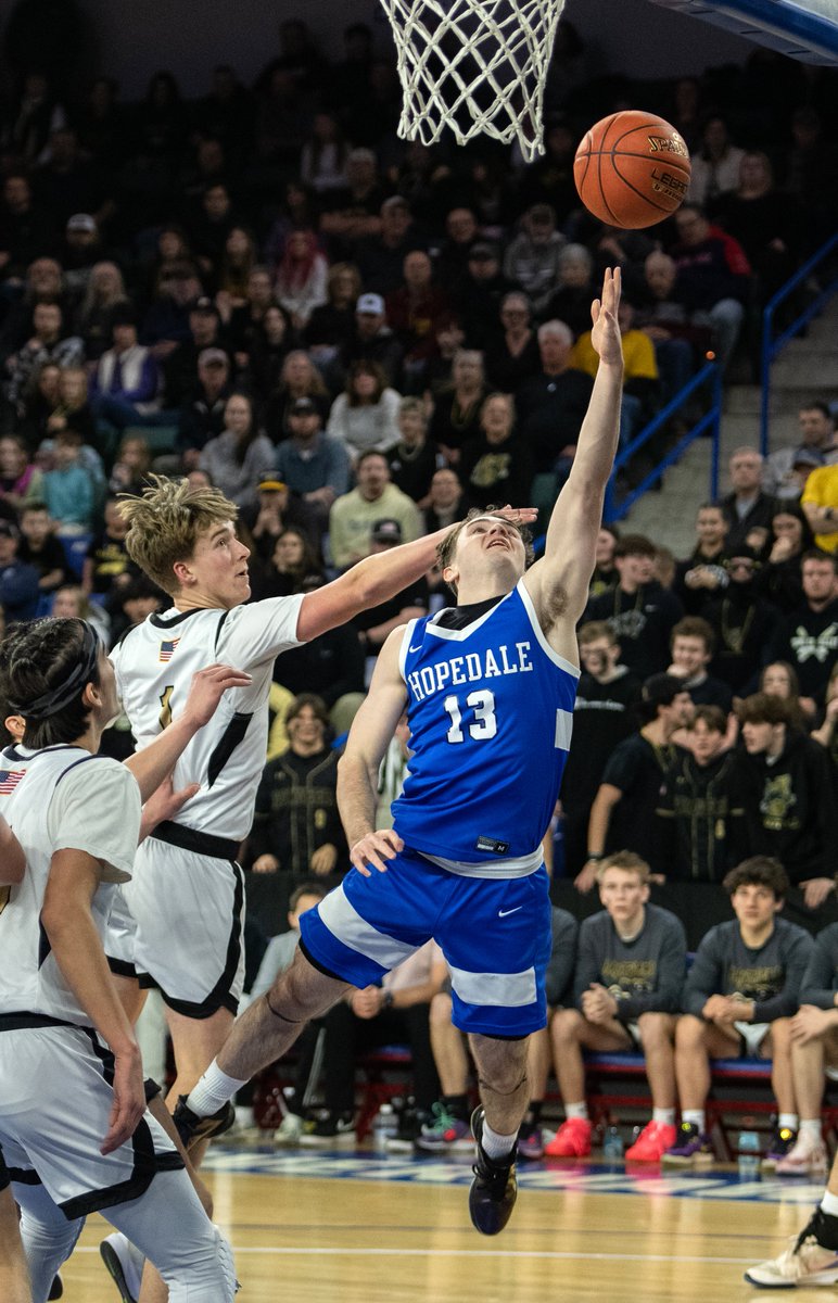 As Patrick Madden walked down the Tsongas Center corridor after his team’s state final loss, his coach Tony Cordani stopped him.

“Patrick’s been the heart &amp; soul of our team all season long. I just wanted him to know that.”

On a memorable run for Madden: telegram.com/story/sports/h…