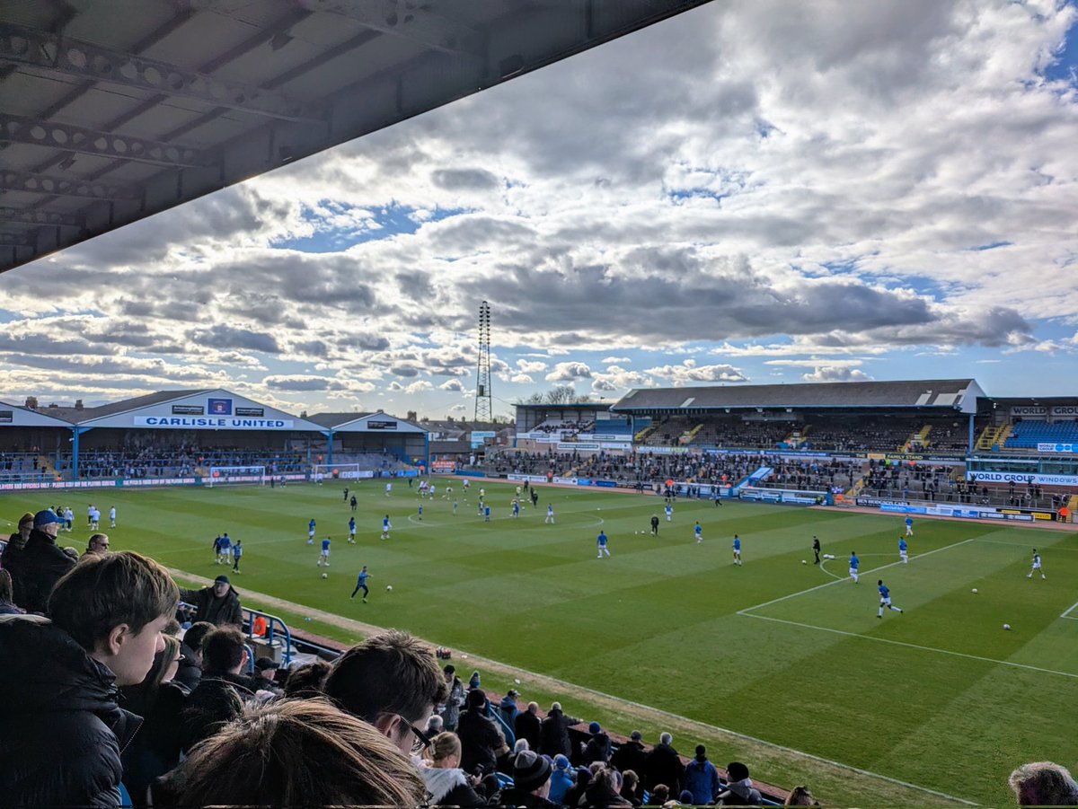 Carlisle away olé olé!  The longest away day for most Wombles is the shortest away day for me!