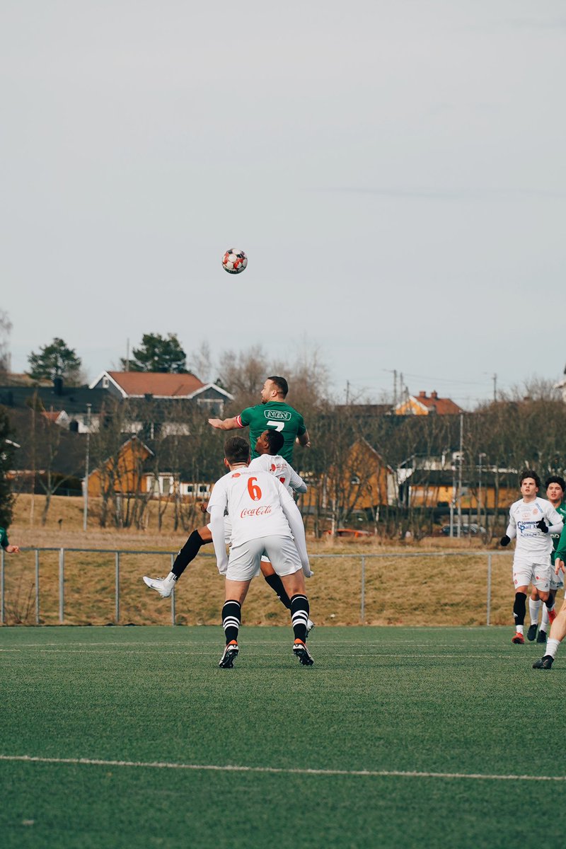 Selbak TIF tweet media