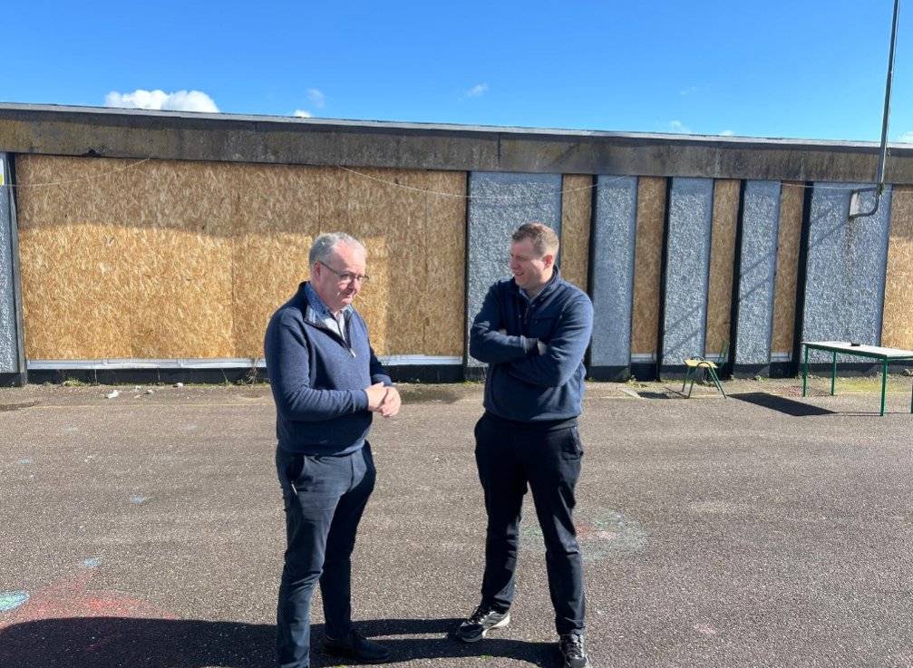 Pádraig O'Sullivan TD (@padraigosull) on Twitter photo 🏫 🎒 Great to meet Minister <a href="/mmoynihantd/">Michael Moynihan TD</a> on the old school site in Carrignavar this morning 🏫 🏫 🎒 Great to meet Minister <a href="/mmoynihantd/">Michael Moynihan TD</a> on the old school site in Carrignavar this morning 🏫