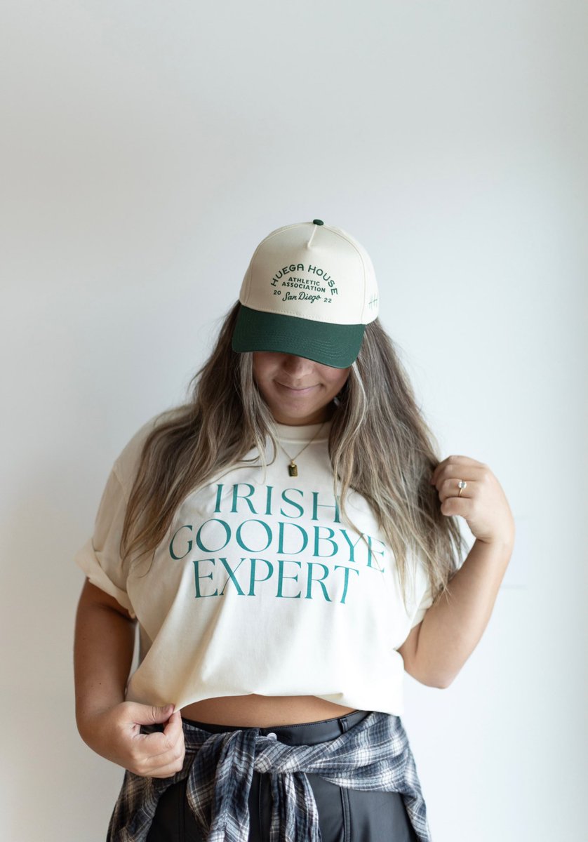 HometownChamp's tweet photo. Hope everyone has a great St. Patrick’s Day Weekend!! ☘️☘️

Etsy Shop: https://t.co/AgIv9ZhE3y

Save 15% off your next @huegahouse order with promo code VICTORY15 ☘️☘️

#stpatricksday #irishgoodbyeexpert #irish https://t.co/3HnczrEwuI