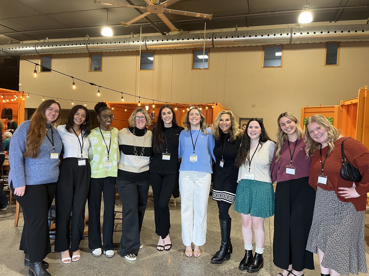 Shari McMahan tweet media