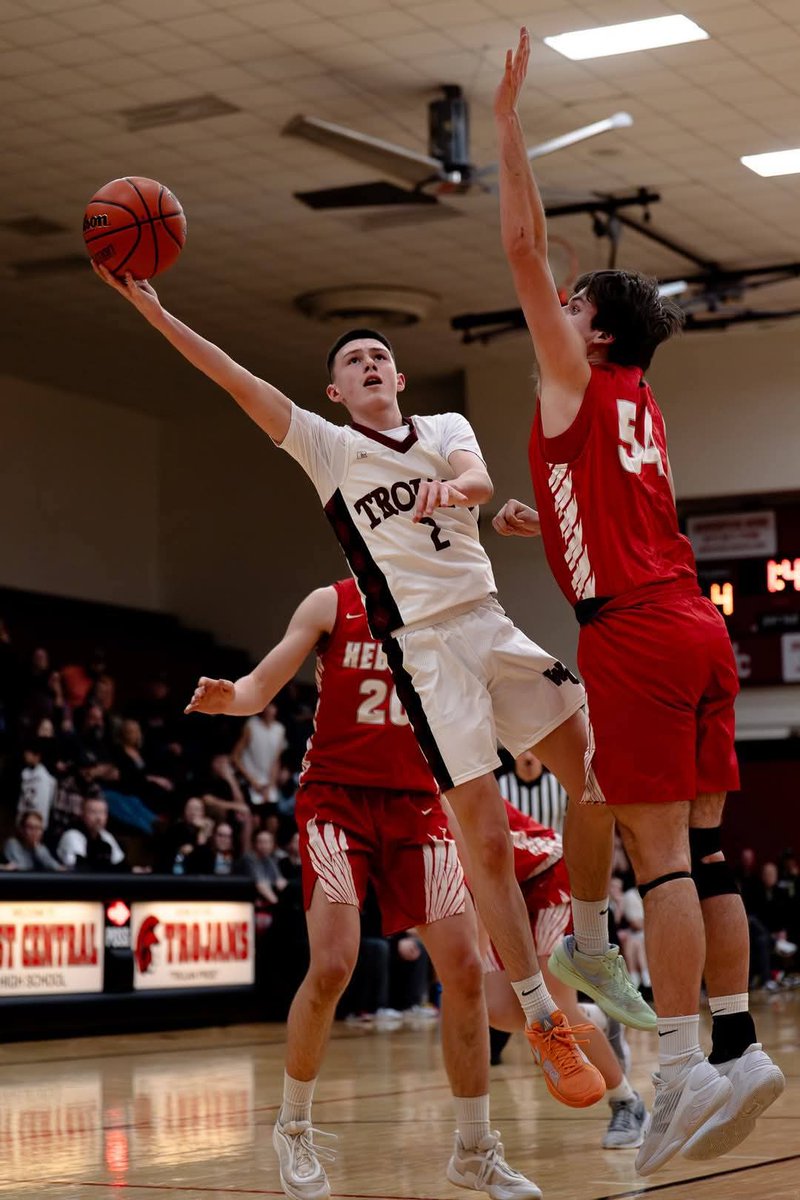 Brady Bishop (@bradyb_pg2028) on Twitter photo Freshman Varsity Season Stats: 25 games - 12.0 ppg/3.4 ast/ 2.8 reb. 299 points - 41% fg/ 36% 3pt / 78% FT. Check out my highlights @ youtu.be/sKrIlzo8vpM?si… <a href="/Indianagamehoop/">Indiana Game</a> <a href="/CoachLoechle/">Coach Isaac Loechle</a> <a href="/PrepHoops/">Prep Hoops 🏀</a> <a href="/NwiRegionHoops/">NWI REGION HOOPS BLOG</a> <a href="/HankampScott/">Scott Hankamp</a> <a href="/CoachJoshNCSA/">Josh Ruggles</a> Freshman Varsity Season Stats: 25 games - 12.0 ppg/3.4 ast/ 2.8 reb. 299 points - 41% fg/ 36% 3pt / 78% FT. Check out my highlights @ youtu.be/sKrIlzo8vpM?si… <a href="/Indianagamehoop/">Indiana Game</a> <a href="/CoachLoechle/">Coach Isaac Loechle</a> <a href="/PrepHoops/">Prep Hoops 🏀</a> <a href="/NwiRegionHoops/">NWI REGION HOOPS BLOG</a> <a href="/HankampScott/">Scott Hankamp</a> <a href="/CoachJoshNCSA/">Josh Ruggles</a>
