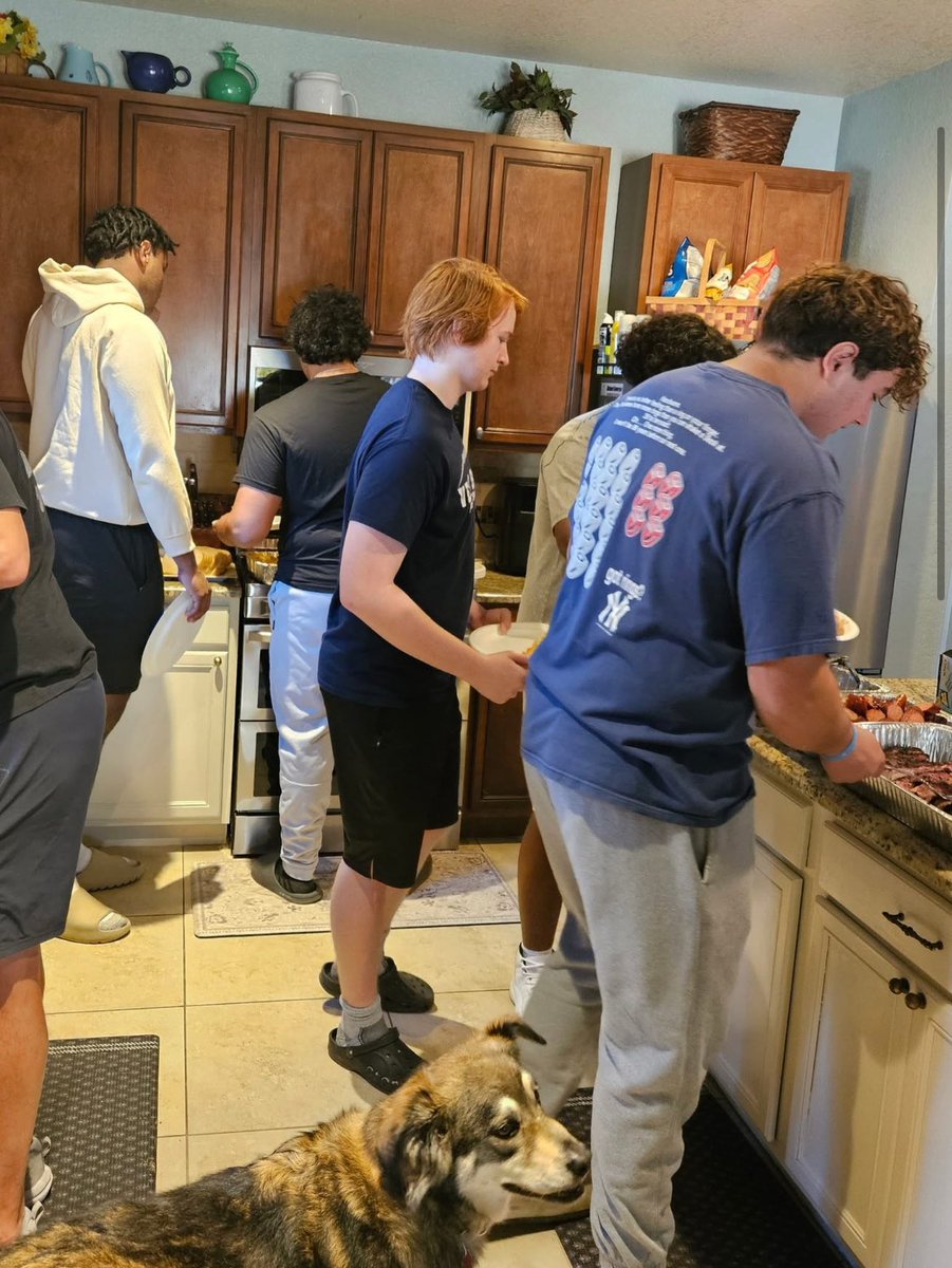 Richard Severyns 6’4/275 (@richardsev77) on Twitter photo O line bbq at my house, so thankful for these guys they push me to be my best everyday no matter how I’m feeling, these guys will always be family❤️#AGTG
<a href="/CoachBarnes91/">Darnell Barnes M.Ed</a>
<a href="/Farris_Coach/">Desmund Farris</a>
<a href="/KaedenScott817/">Kaeden Scott 4⭐️</a> <a href="/Omarwilliams71/">Omar Williams</a> O line bbq at my house, so thankful for these guys they push me to be my best everyday no matter how I’m feeling, these guys will always be family❤️#AGTG
<a href="/CoachBarnes91/">Darnell Barnes M.Ed</a>
<a href="/Farris_Coach/">Desmund Farris</a>
<a href="/KaedenScott817/">Kaeden Scott 4⭐️</a> <a href="/Omarwilliams71/">Omar Williams</a>