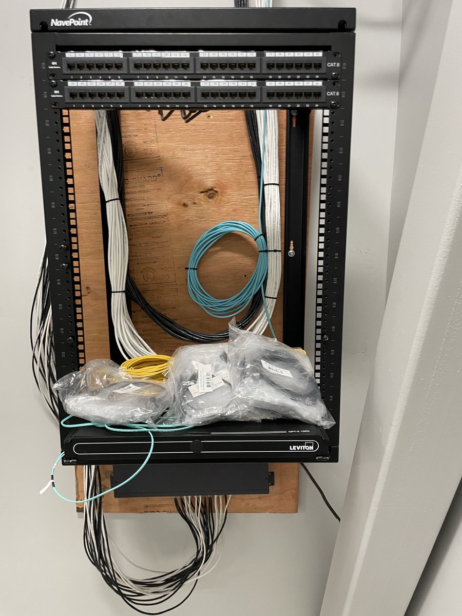 MAXXcable (@maxxcable) on Twitter photo 