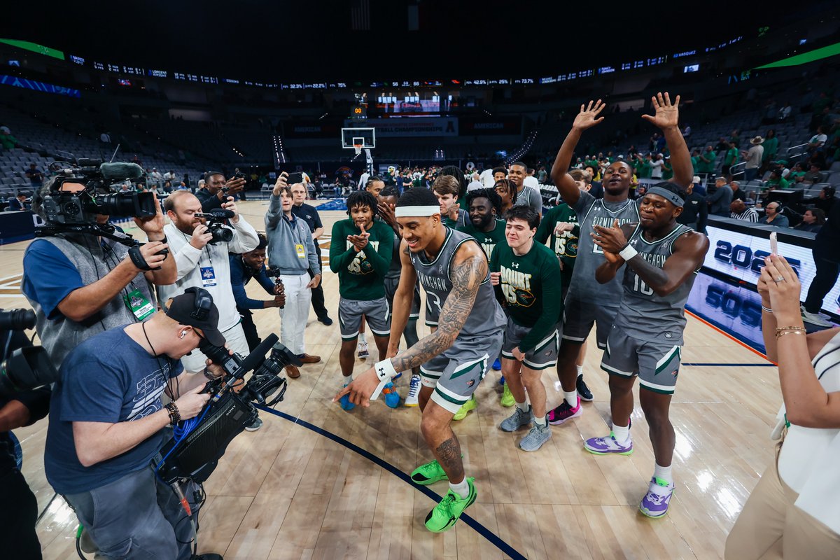 UAB Men's Basketball (@uab_mbb) on Twitter photo Four straight conference championship game appearances‼️
#WinAsOne Four straight conference championship game appearances‼️
#WinAsOne
