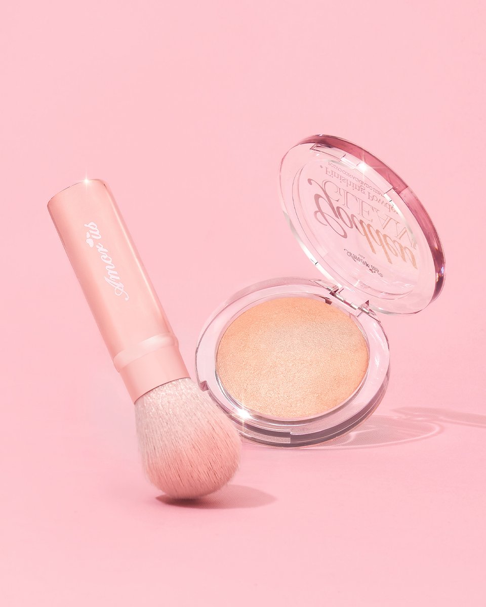 shopamorususa's tweet image. This duo will make give you a flawless glow 💫

Pair our new Goddess Gleam Luminous Finishing Powder with our Luxe Retractable Brush for an enhanced finish! ✨

💖 Get yours today during our 30% OFF SITEWIDE at amorususa.com

#amorus #makeup #finishingpowder #luminous
