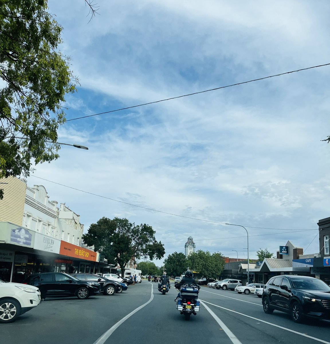 JennyRolfe4Riv's tweet photo. Currently following 80+ riders on the way from #Young to #Stockinbingal via #Temora as part of the Black Dog Ride - Young NSW.

The ride seeks to raise awareness of depression, mental health and suicide prevention.

Congrats to all involved, especially Dale and Tex. https://t.co/UJflZZdnwj