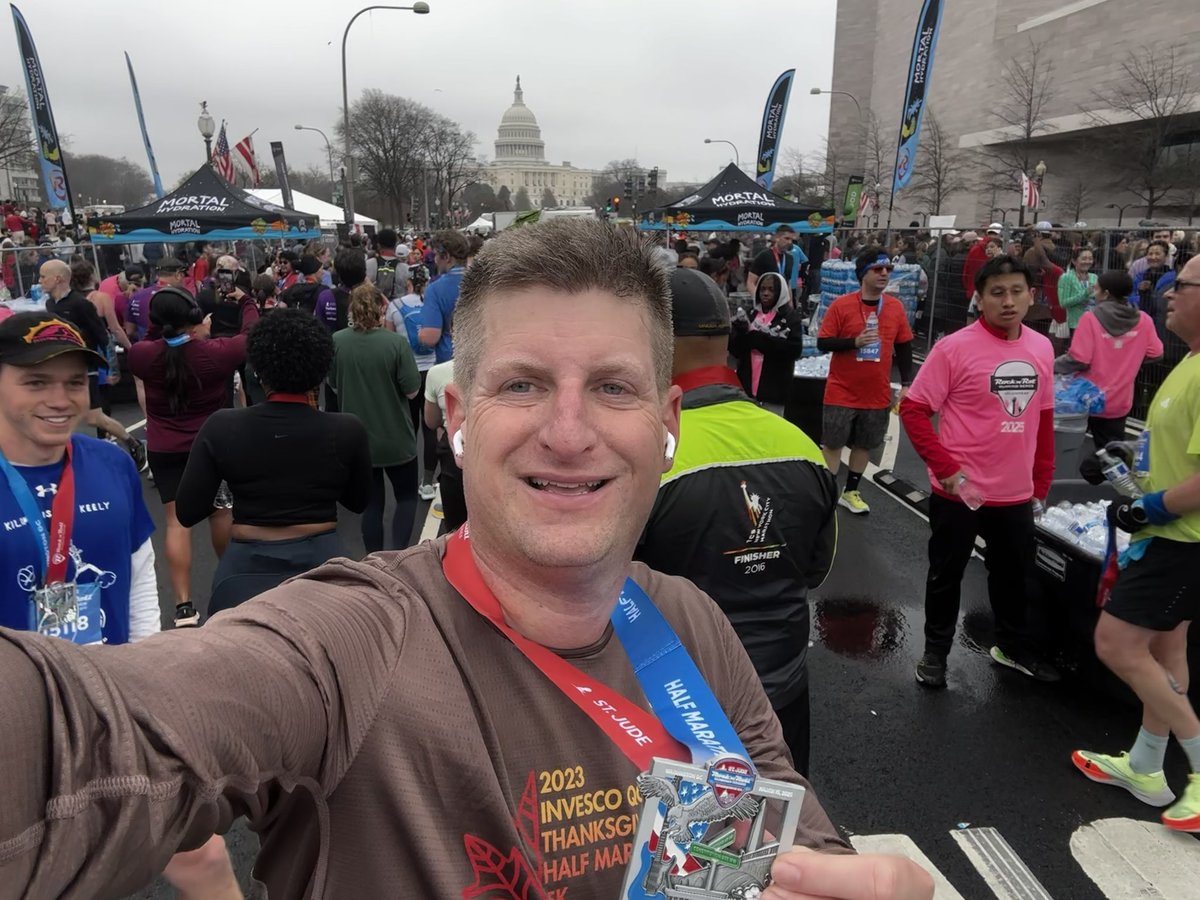 Greg Bluestein tweet media