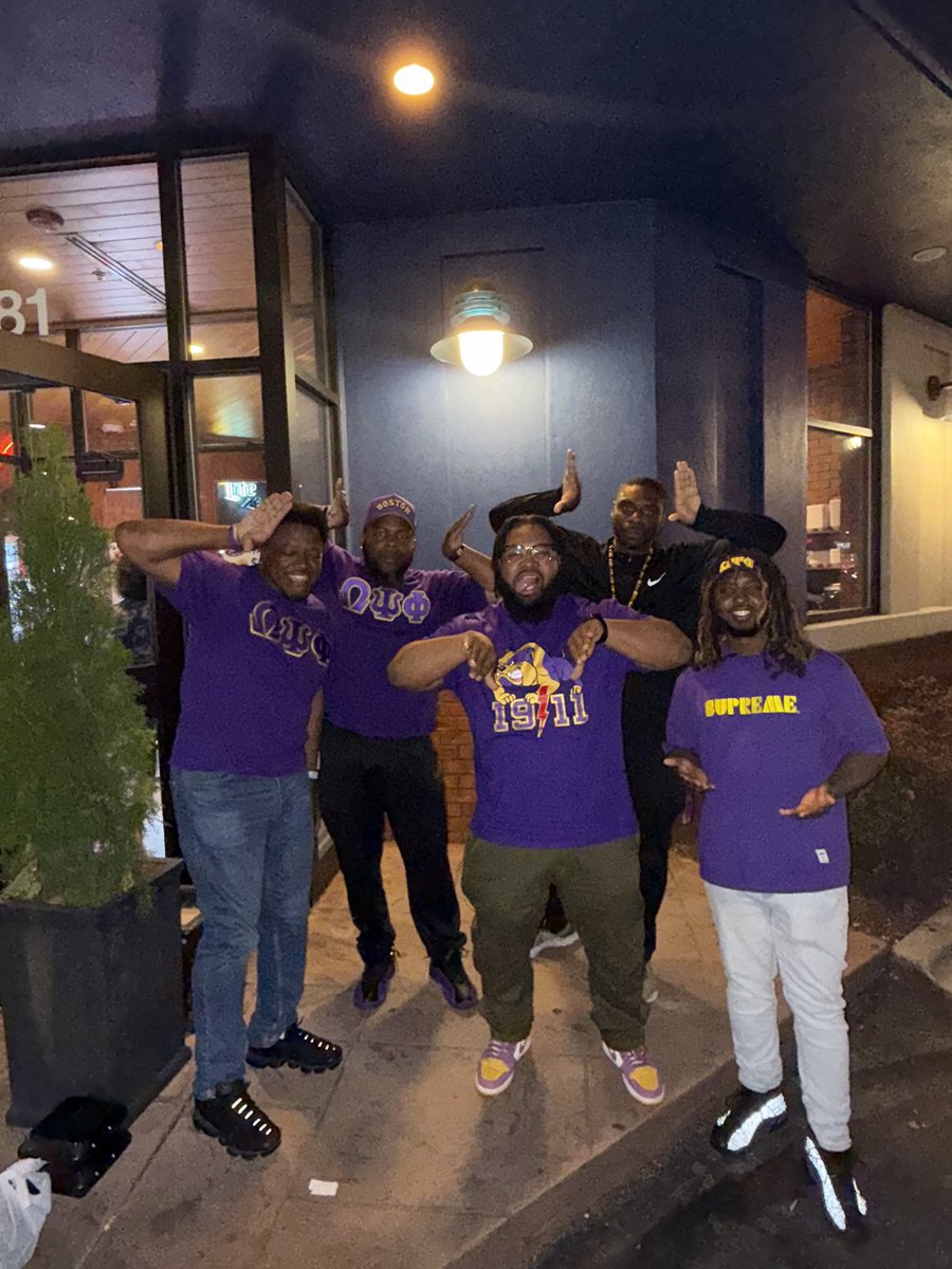 Happy Queversary BX 19 🐶