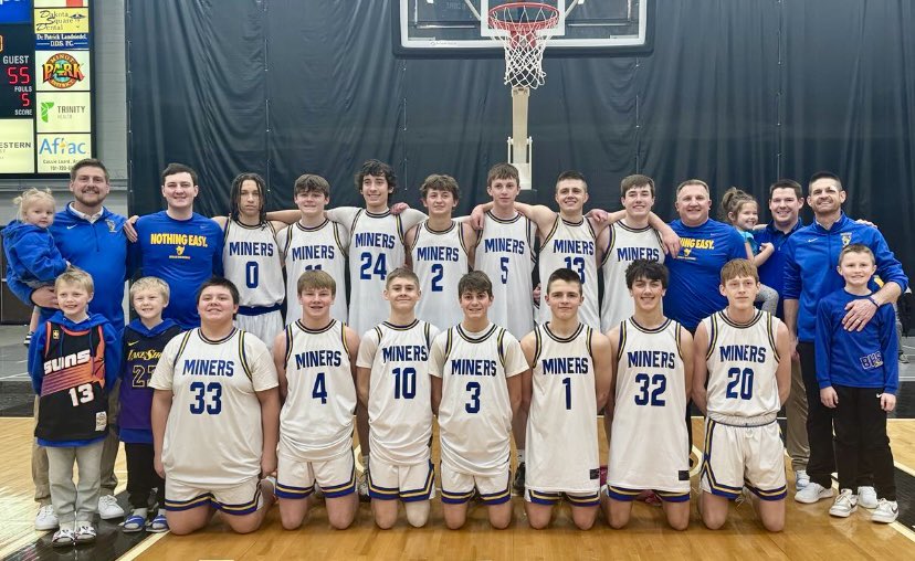 Philip Weidner (@philweid29) on Twitter photo 2 years ago I got asked to join a basketball team. I had never played basketball before. To say Iโd be in this picture celebrating with my teammates and coaches - I could have never even dreamed about it! Going to the state tournament my 8th grade year! <a href="/jm1545/">Jordan Maurer</a> 2 years ago I got asked to join a basketball team. I had never played basketball before. To say Iโd be in this picture celebrating with my teammates and coaches - I could have never even dreamed about it! Going to the state tournament my 8th grade year! <a href="/jm1545/">Jordan Maurer</a>