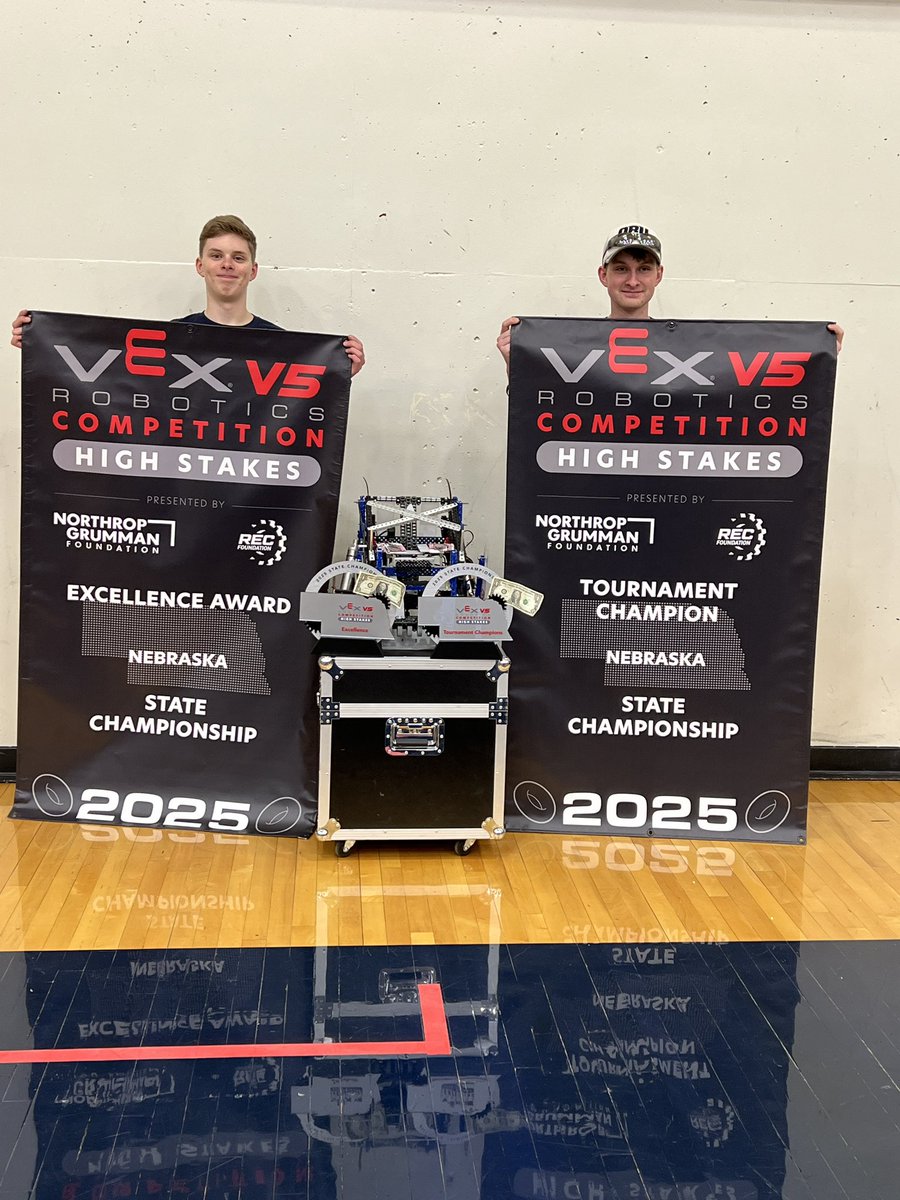 hdhaug's tweet photo. 5155E has double qualifies for WORLDS! State Champs &amp; Excellence Award Winners! Way to go boys!!  Great weekend for Cougar Nation!! @CrossCounty1 @CCCLoudandProud https://t.co/ucRdRNWy0u