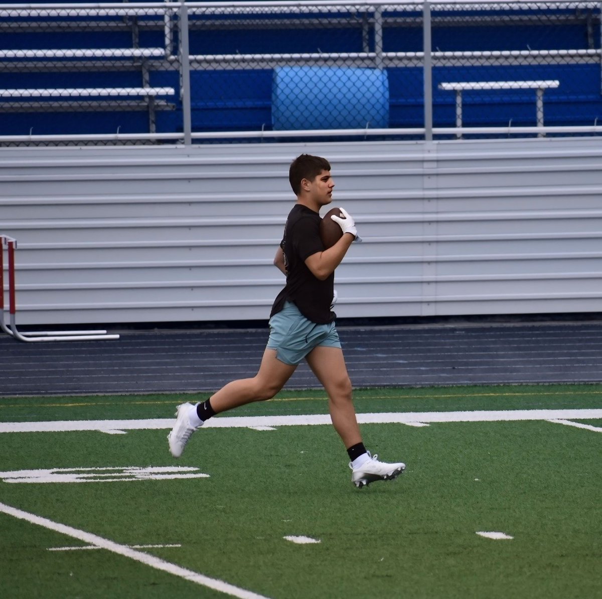 Coop_Perry's tweet image. I wanted to take a moment to thank @CoalfieldsCo and the entire staff for an incredible experience at the 2nd Annual WV Southern Summit. I truly appreciate all the time, effort, and dedication you put into making the camp both educational and enjoyable.@CRHSTigersFB…