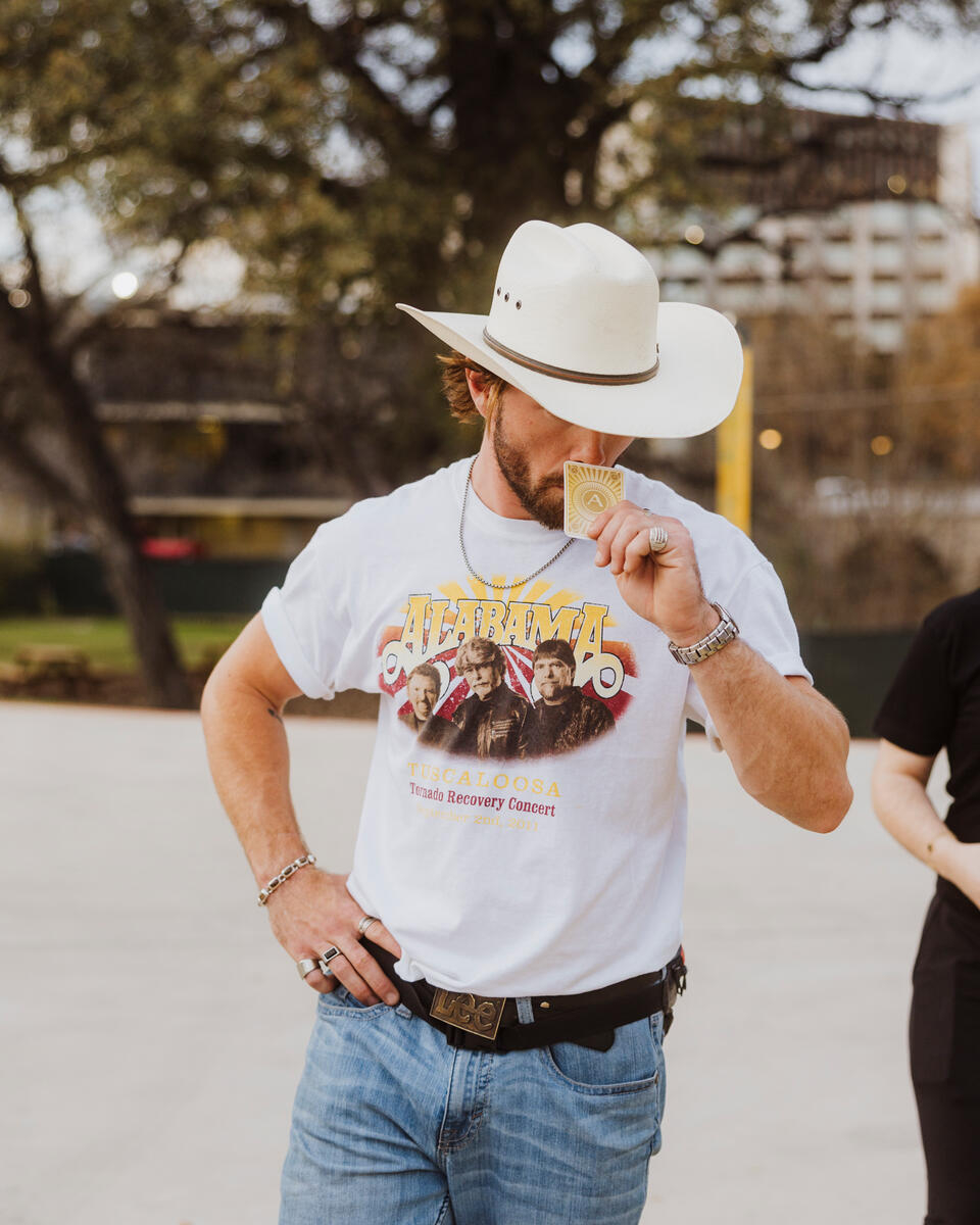 #AzzaroParfumsPartner try the FOREVER WANTED fragrance samples at THE STAGE at SXSW with <a href="/AzzaroParfumsUS/">Azzaro Parfums US</a> 🤝 <a href="/billboard/">billboard</a> 

ow.ly/pono50ViAxi