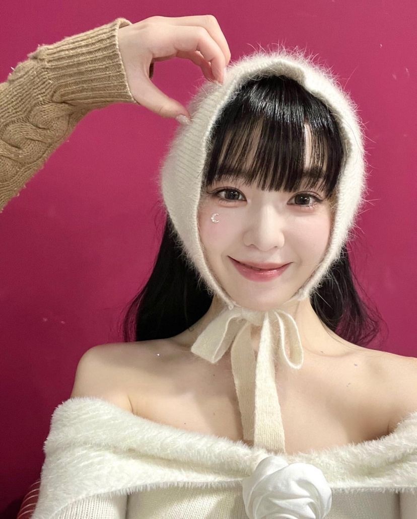 USE ' HEY / ✉️ ' - ENGLISH ONLY tweet media