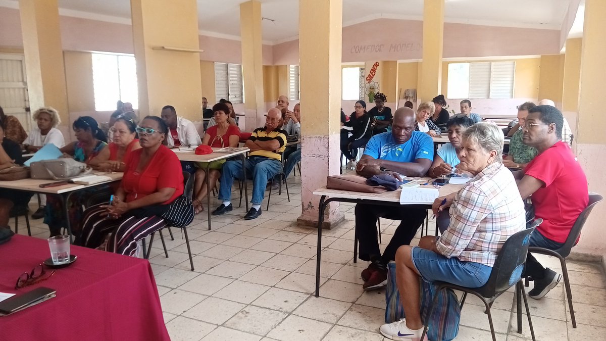 ptevtes's tweet photo. Desarrollamos con nuestros delegados a la #AMPPVertientes el trabajo en comisiones para seguir perfeccionando la labor de Gobierno desde la implementación del Acuerdo X-97 de la #ANPPCuba.
#CubaVencerá
#VertientesCreaYAvanza
#PorCamagüeyTodo 🇨🇺🇨🇺 https://t.co/XdEsoXKn6P