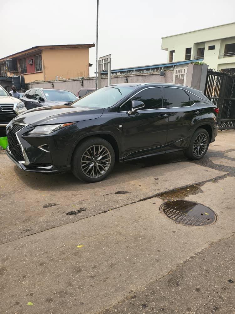 jide_concepts's tweet photo. New Entry!!! 
Lexus RX 350 2017
FX Sports Available as seen.. just Buy and Drive 💯✅✅

DM for the Price: https://t.co/I1hgQ5YUJe https://t.co/t7mIUq2RnF
