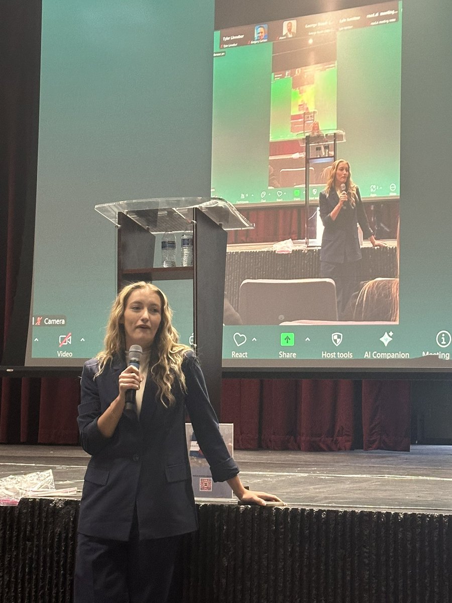 RealBritaHorn's tweet image. Terrific time with @coloradoyr in #Sterling today!! ❤️🤍💙❤️🤍💙

#ColoradoFirst 
The Fire to Lead: 🔥🔥🔥
Uniting the #Colorado #GOP
@HunterBRiveraCO @LaciWilliams10 @LaciWilliams10