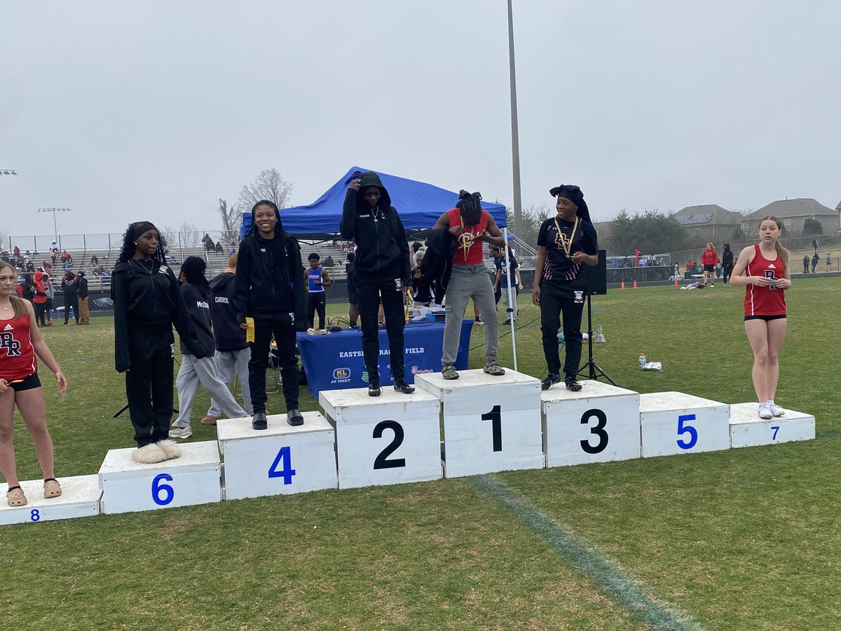 Clinton_Track's tweet photo. #RunningRedDevils #TheFuture https://t.co/7acAFH0I9f