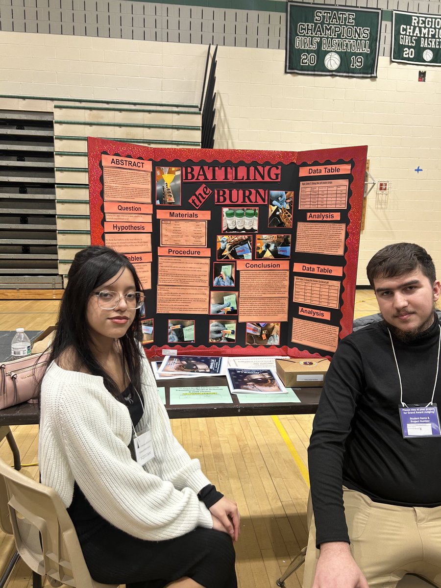 Our Sea Turtles at the 77th PG Area Science Fair. 8 groups with 24 students… ⁦<a href="/ihslapg/">IHSLARGO</a>⁩ ‘s largest delegation yet… ⁦<a href="/NankinEdu/">Dr. Melissa Nankin</a>⁩