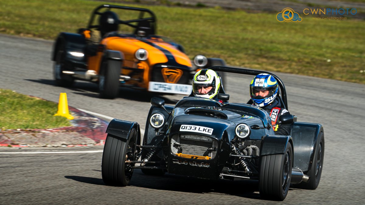 cwnphoto's tweet image. Finally back trackside for the first time in 2025 at @PembreyCircuit for their first general track day of the season. #pembreycircuit #ukmotorsport #cwnphoto