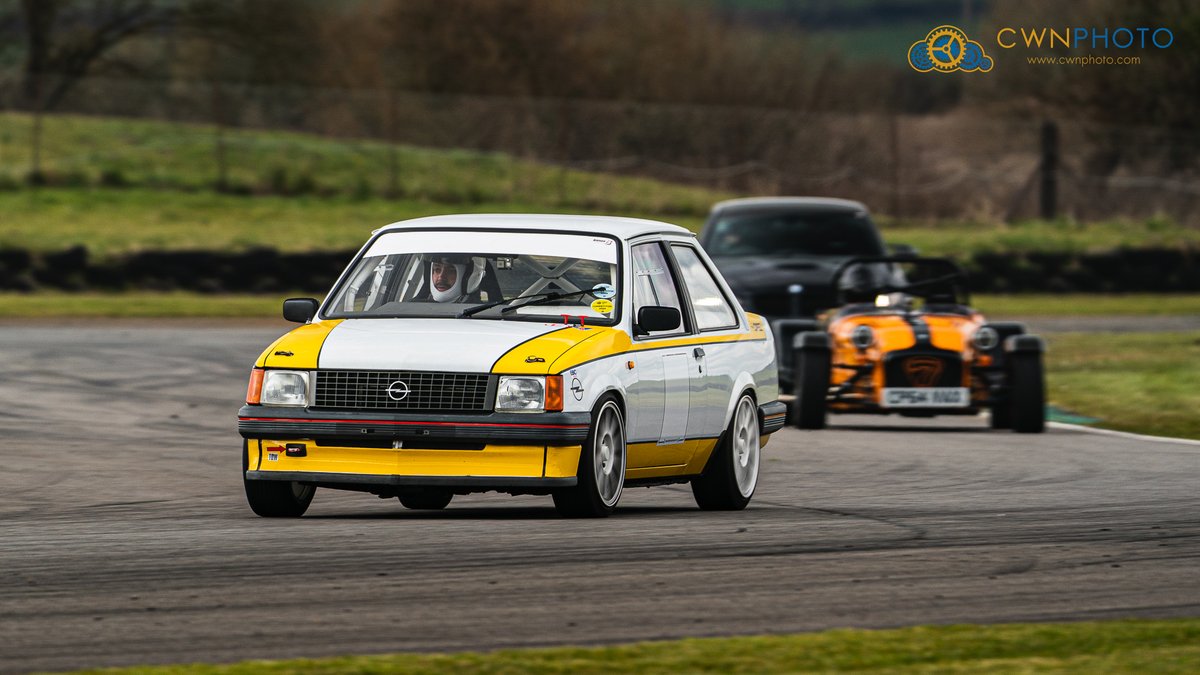 cwnphoto's tweet image. Finally back trackside for the first time in 2025 at @PembreyCircuit for their first general track day of the season. #pembreycircuit #ukmotorsport #cwnphoto