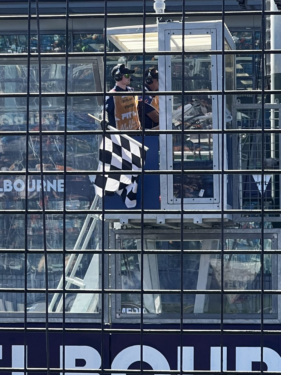 Also - how do I get this job ? 
Asking for me … #AustralianGP