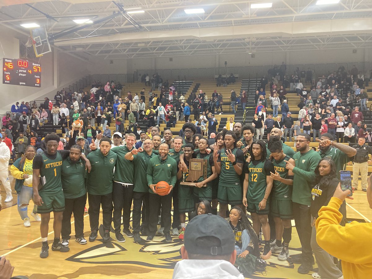 Congratulations  to Crispus Attucks who defeated Northview 
57 -46 to capture the 3A regional title at Lebanon.