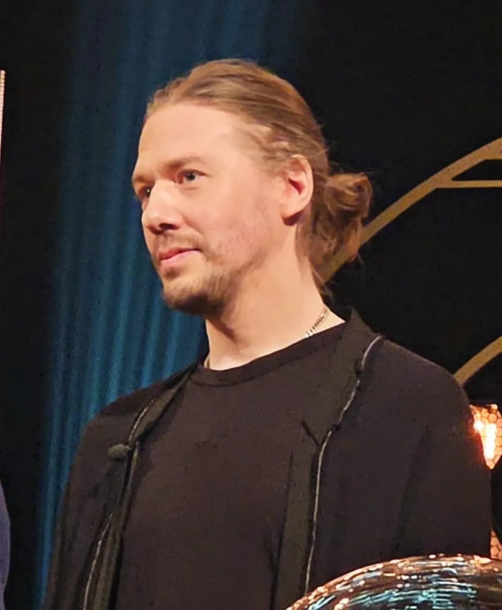 mr ghost please share a crumb of gender