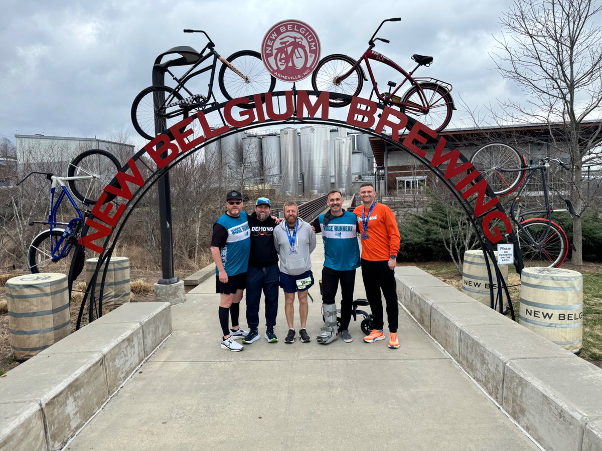 JoshCummins116's tweet photo. Marathon #2 in the books. 35 min PR, I’ll take it on a hilly course! #runavl https://t.co/tIFdKHJLuc